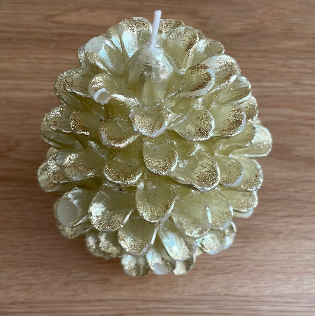 Sparkly pinecone candle