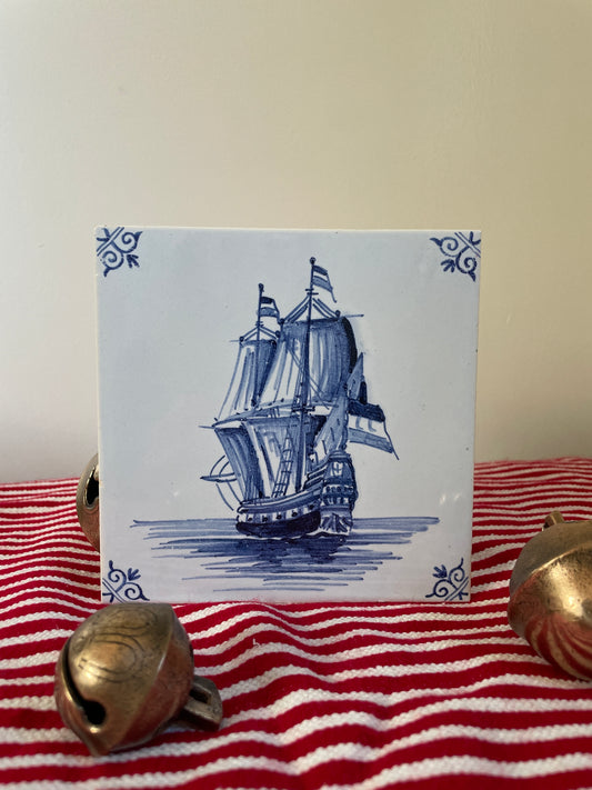 Delft ship tile/trivet