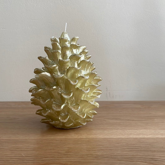 Sparkly pinecone candle