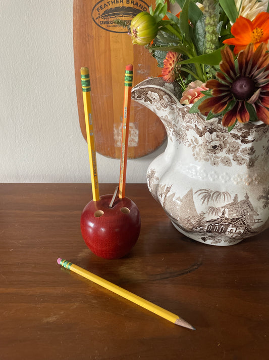 Apple Pencil Holder