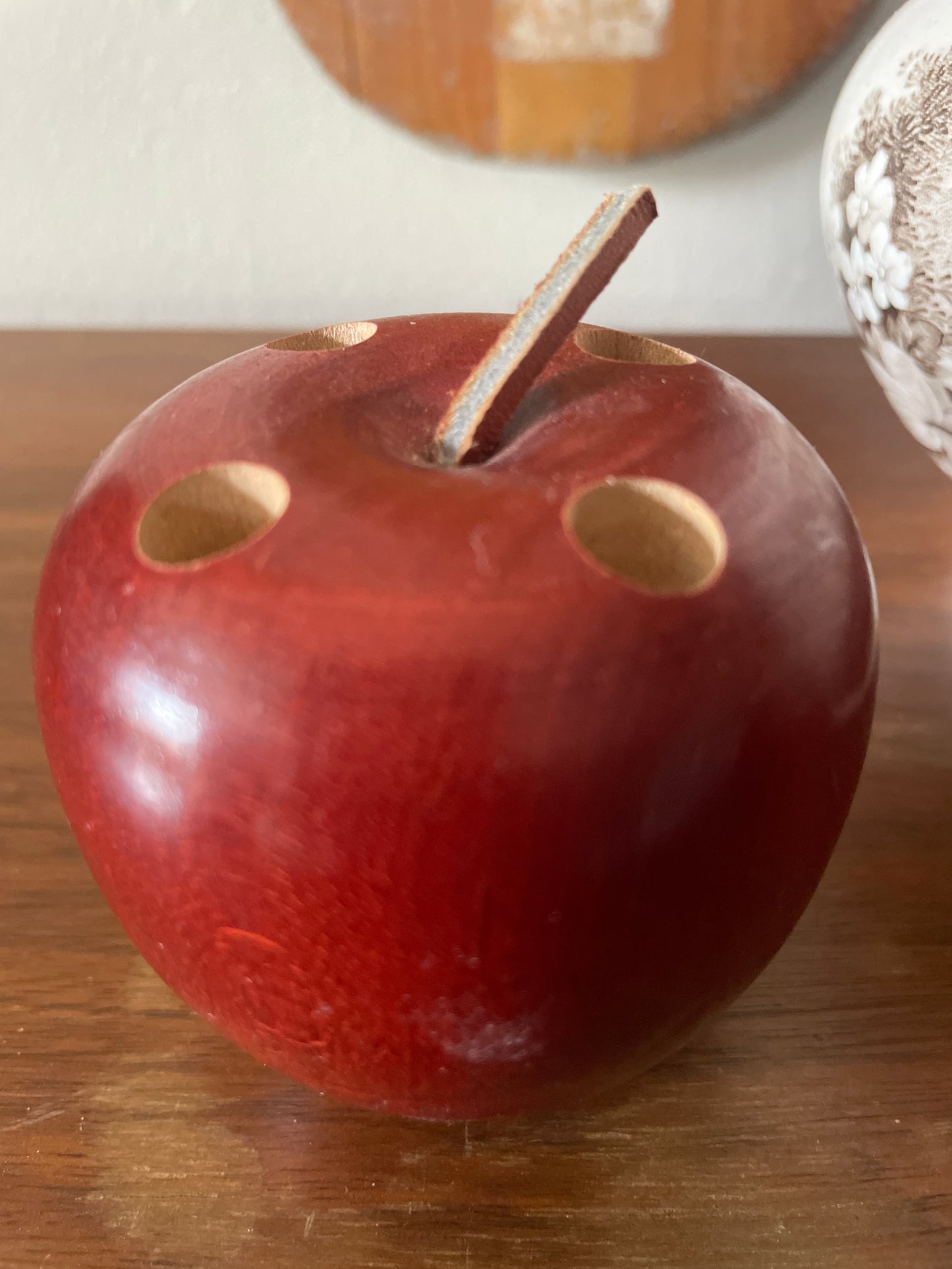 Apple Pencil Holder