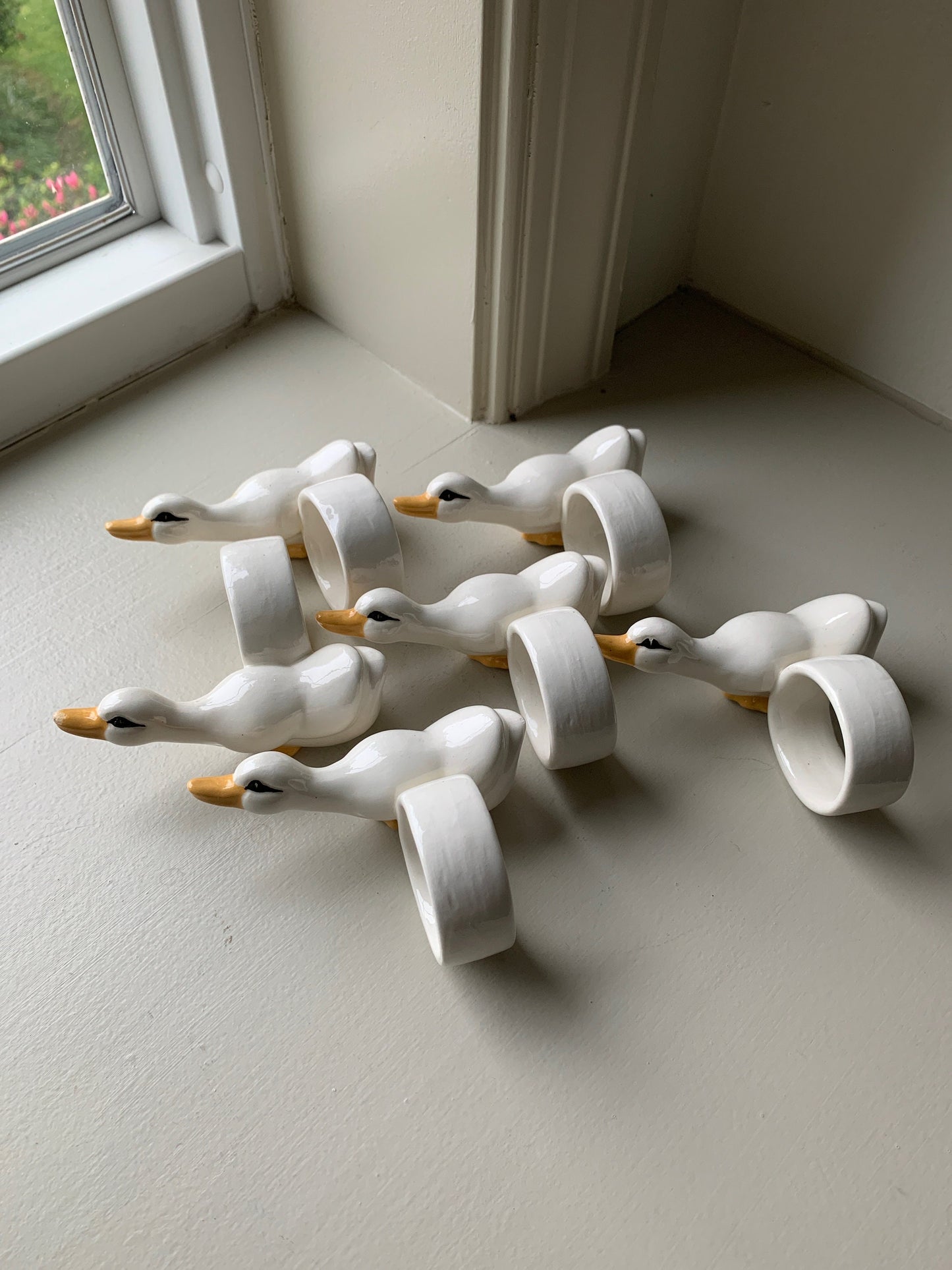 Ceramic White duck napkin rings, set of 6